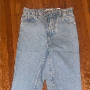 Zara Mom Jeans Light Wash